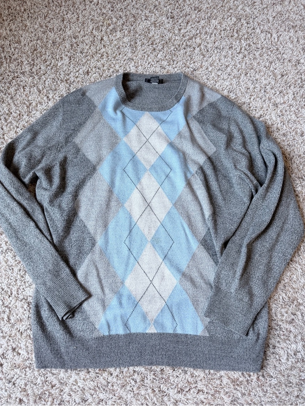 Dockers Men's Gray Crewneck Sweater with Light Blue Argyle